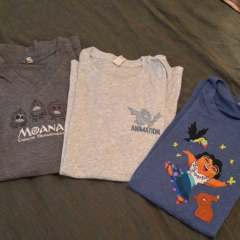 Set with 3 Disney Animation Crew Tees